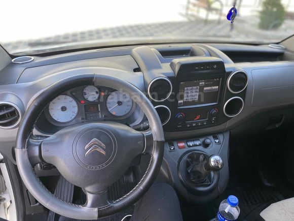 Galeriden Citroen Berlingo 1.6 HDi Selection 2017 Model Van