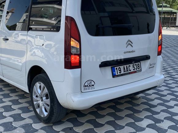 Galeriden Citroen Berlingo 1.6 HDi Selection 2017 Model Van