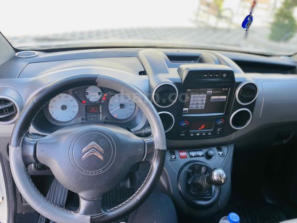 Galeriden Citroen Berlingo 1.6 HDi Selection 2017 Model Van