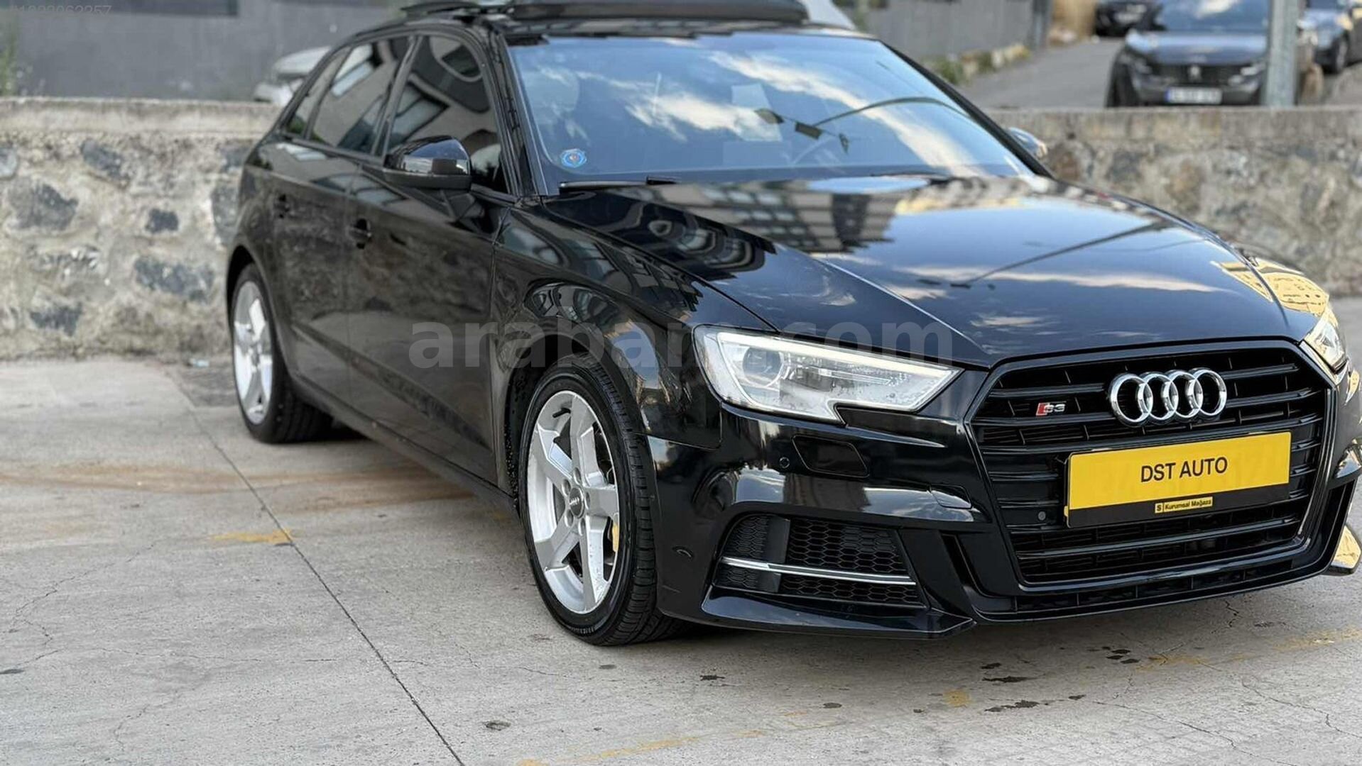 Galeriden Audi A3 Sportback 1.6 TDI Sport Line 2016 Model İstanbul 201.000 km Siyah 4