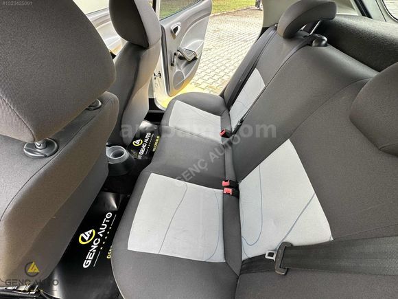GENÇ AUTO-EXPER GARANTİLİ K-K 12 TAKSİT MÜKEMMEL TEMİZLİKTE