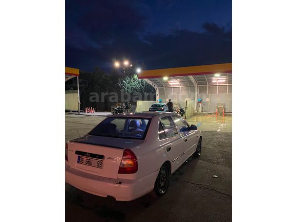 Sahibinden Hyundai Accent 1.3 LX 2000 Model 