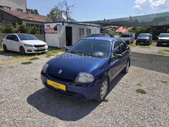 Galeriden Renault Clio 1.4 2000 Model Van