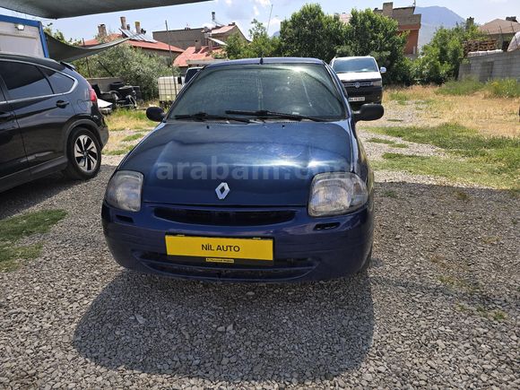 Galeriden Renault Clio 1.4 2000 Model Van