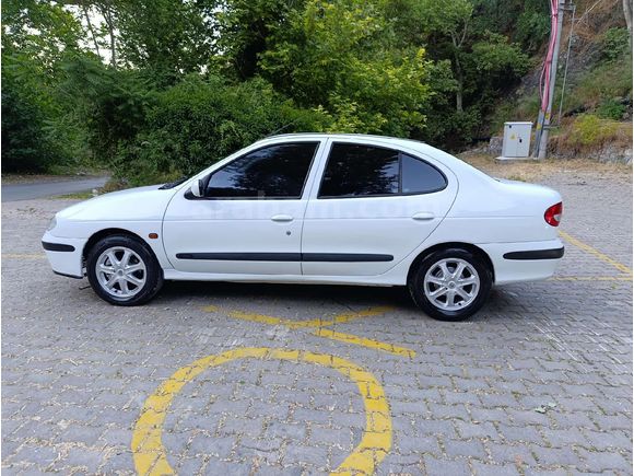 Sahibinden Renault Megane 1.6 Alize 2003 Model