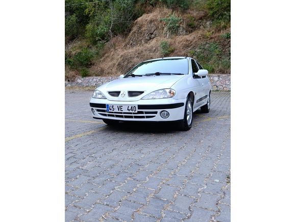 Sahibinden Renault Megane 1.6 Alize 2003 Model