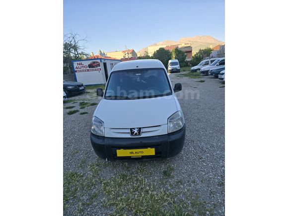 Galeriden Peugeot Partner 1.9 D 2009 Model Van