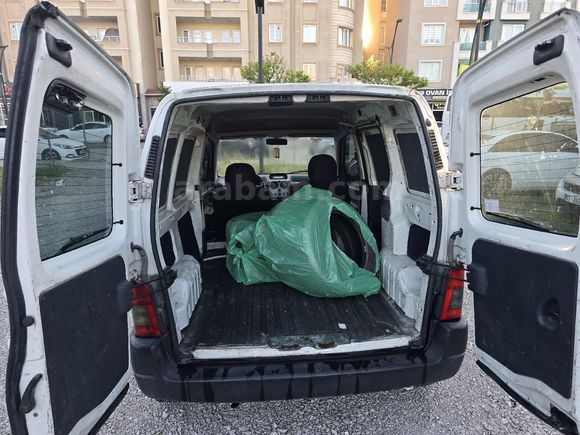 Galeriden Peugeot Partner 1.9 D 2009 Model Van