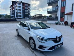 Memurdan Renault Megane 1.3 TCe OTOMATİK 2022 Model (Hatasız-Tramersiz-Servis Bakımlı) 
