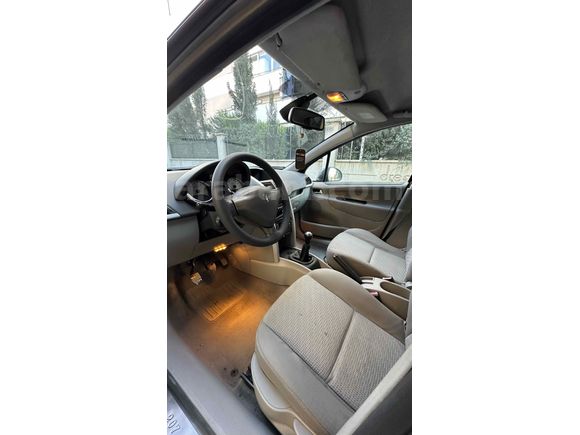 Bakımlı full 207 1.6 hdi extralı