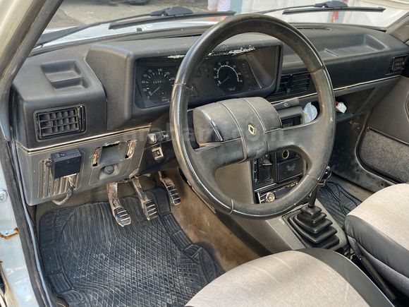 Galeriden Renault R 9 1.4 Spring 1996 Model Gaziantep