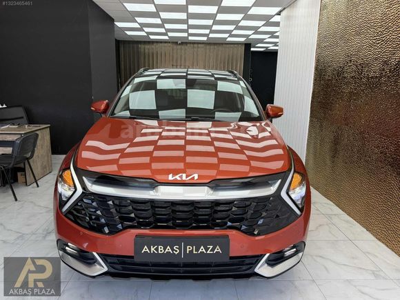 AKBAŞ PLAZA DAN 2022 CAM TAVANLI KİA SPORTİGE