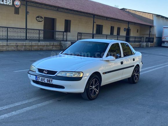 1997 OPEL VECTRA 1.6 GL 3.4 PARÇA BOYALI