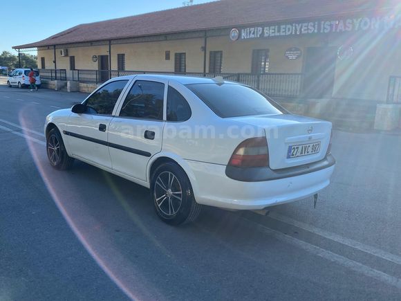 1997 OPEL VECTRA 1.6 GL 3.4 PARÇA BOYALI