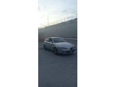 Sahibinden Alfa Romeo 147 1.6 TS Distinctive 2005 Model