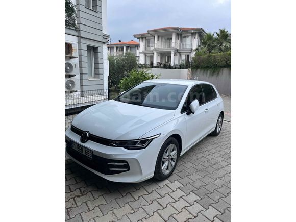 Sahibinden Volkswagen Golf 1.5 eTSI Life 2024 Model 