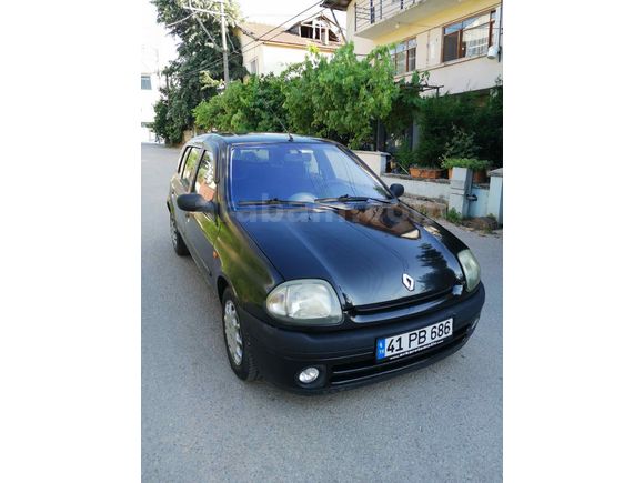 Sahibinden Renault Clio 1.6 RTE 2000 Model  245 km Siyah