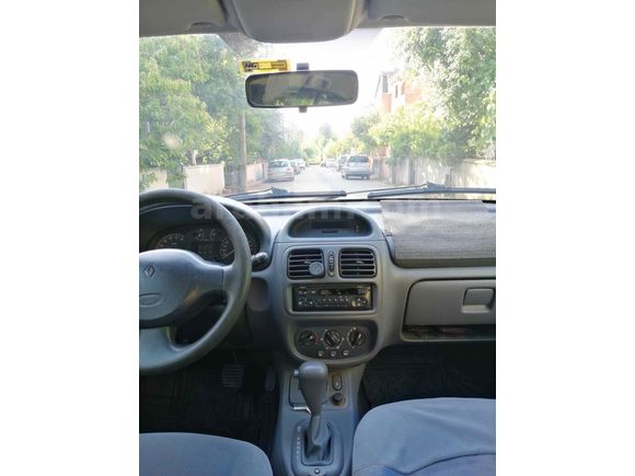 Sahibinden Renault Clio 1.6 RTE 2000 Model  245 km Siyah