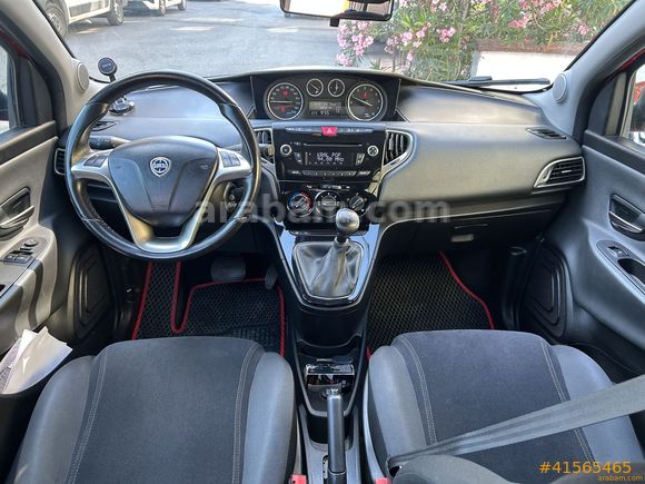  Lancia Ypsilon 0.9 Turbo 2013 Model  Ateş Gibi