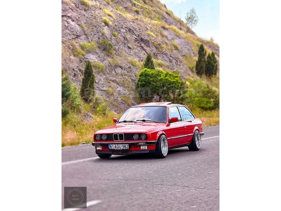 SUİT GARAGE 1986 MODEL DEMİR TAMPON 3.25