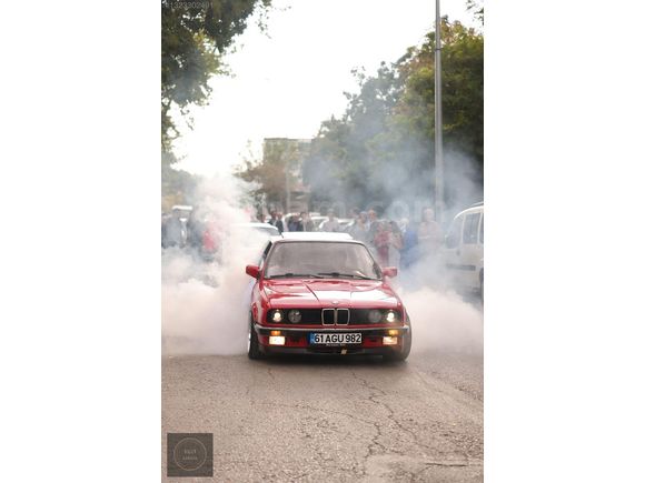 SUİT GARAGE 1986 MODEL DEMİR TAMPON 3.25