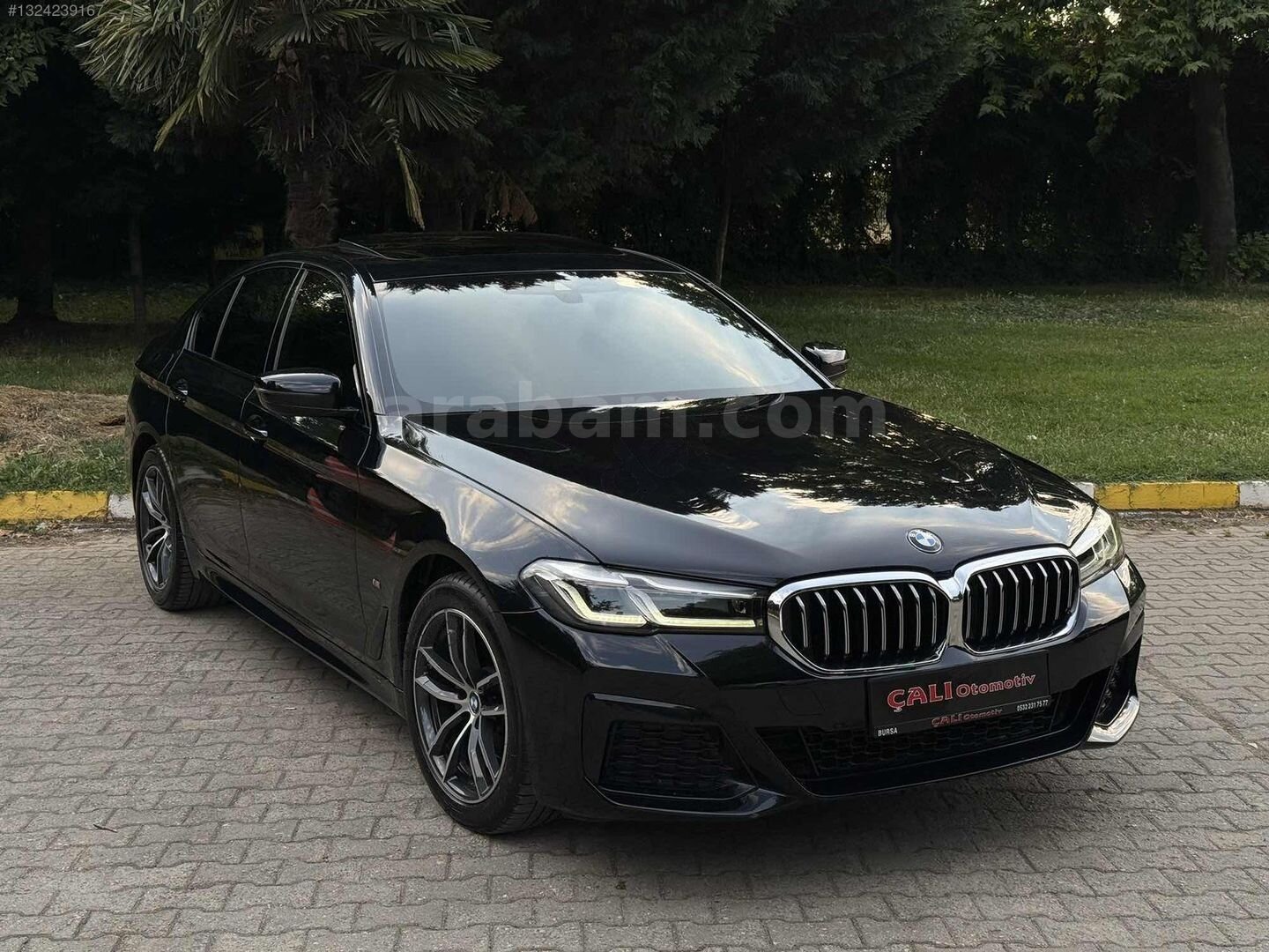 Galeriden BMW 5 Serisi 520i Special Edition M Sport 2020 Model Bursa 119.000 km Lacivert 5
