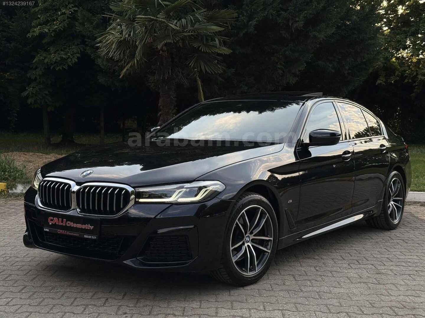 Galeriden BMW 5 Serisi 520i Special Edition M Sport 2020 Model Bursa 119.000 km Lacivert 1