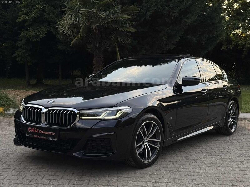 Galeriden BMW 5 Serisi 520i Special Edition M Sport 2020 Model Bursa 119.000 km Lacivert