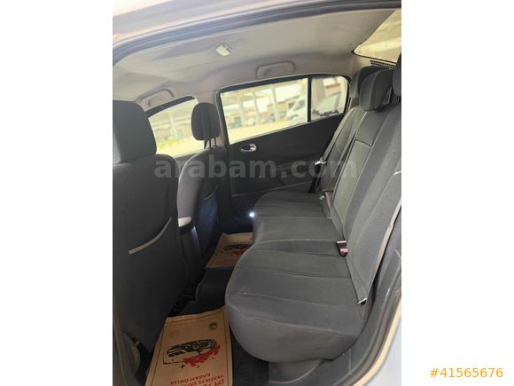 ACR AUTO'DAN HESAPLI TERTEMİZ BAKIMLI AİLE ARABASI