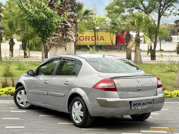 ACR AUTO'DAN HESAPLI TERTEMİZ BAKIMLI AİLE ARABASI