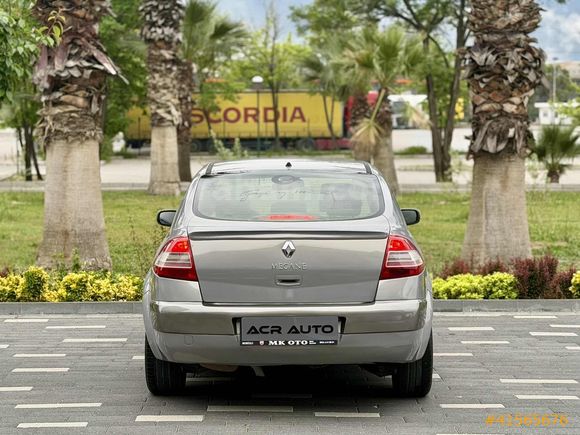 ACR AUTO'DAN HESAPLI TERTEMİZ BAKIMLI AİLE ARABASI