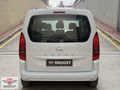 HATASIZ 2025 OPEL COMBO 1.5 D ESSENTİAL SRVS BKM 27.000 KM