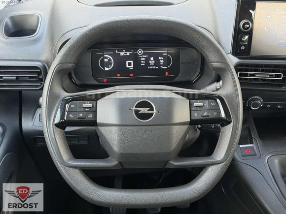 HATASIZ 2025 OPEL COMBO 1.5 D ESSENTİAL SRVS BKM 27.000 KM