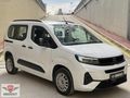 HATASIZ 2025 OPEL COMBO 1.5 D ESSENTİAL SRVS BKM 27.000 KM