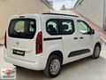 HATASIZ 2025 OPEL COMBO 1.5 D ESSENTİAL SRVS BKM 27.000 KM