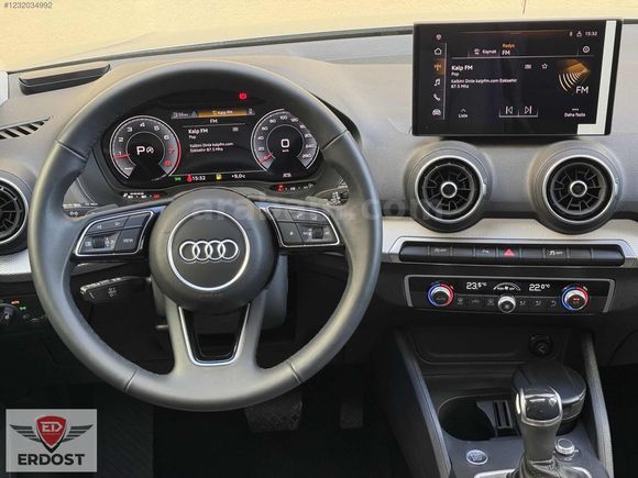 HATASIZ 2024 AUDİ Q2 35 TFSI ADVANCED SERVİS BAKIMLI 14.000 KM