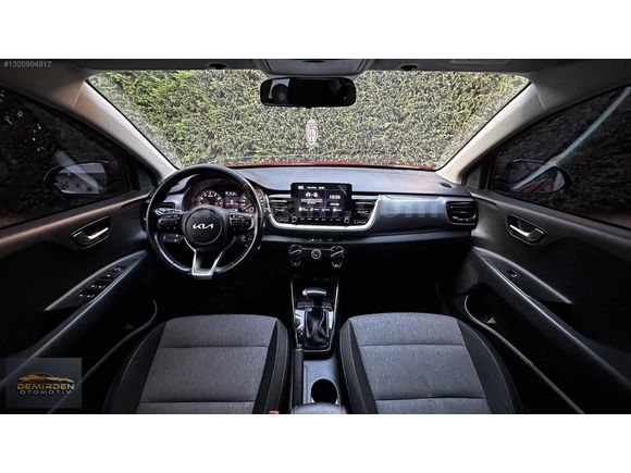 2023 / 48 BİN KM / OTOMATİK / KİA / STONİC