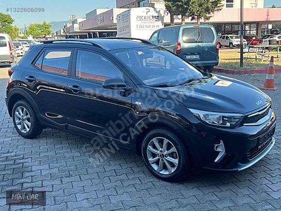 HATASIZ 2022 KİA STONİC 1.4-MPI COOL 86'BİN KM OTOMATİK.