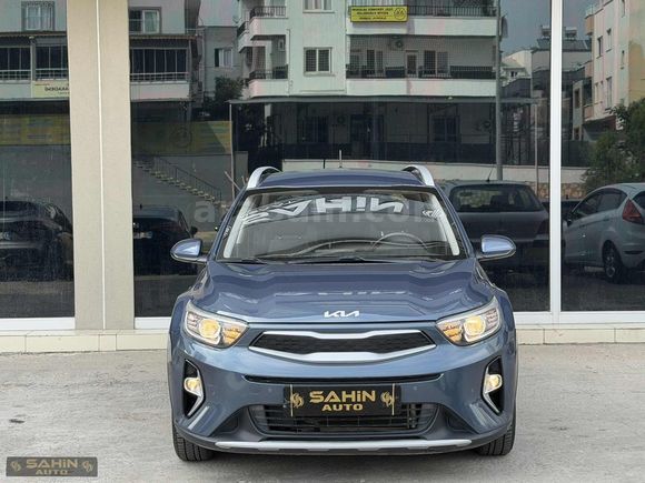 ŞAHİN AUTO 2022 KİA STONİC 1.4 MPİ COOL GERİ GÖRÜŞ EMSALSİZ