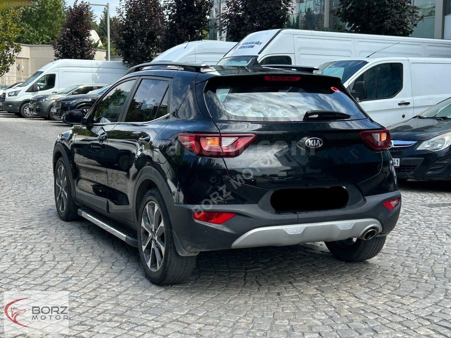 BORZ MOTOR'DAN 380.000 PEŞİNAT İLE 2018 KİA STONİC 1.4 MPİ+SUNRF 5