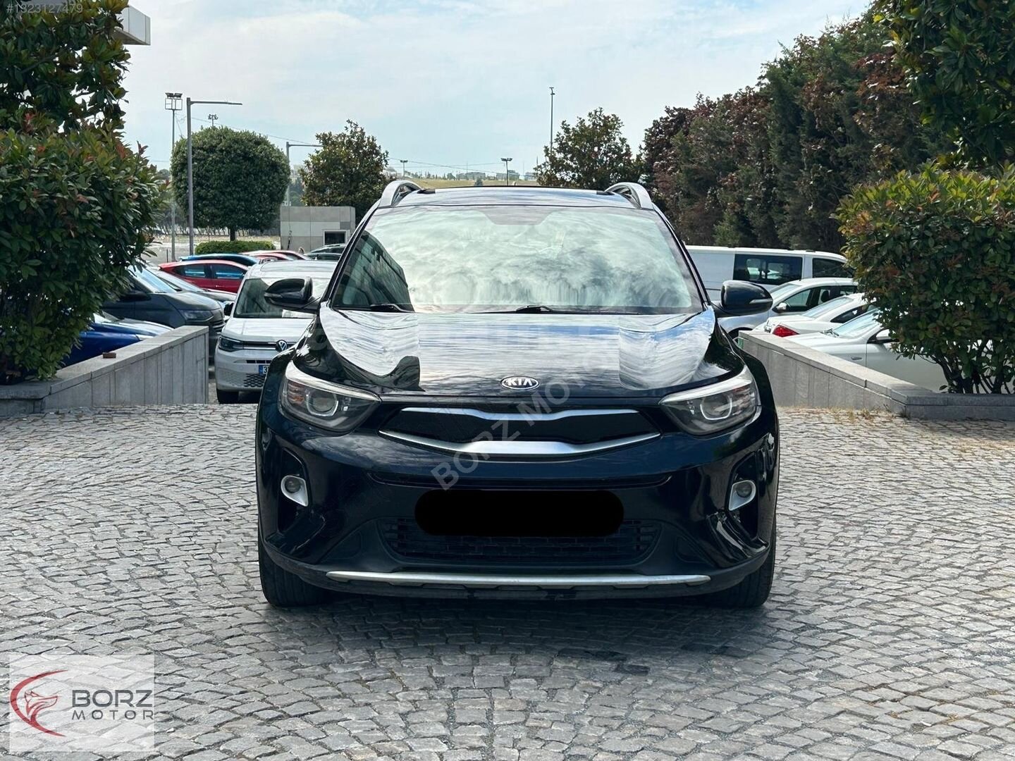 BORZ MOTOR'DAN 380.000 PEŞİNAT İLE 2018 KİA STONİC 1.4 MPİ+SUNRF 4