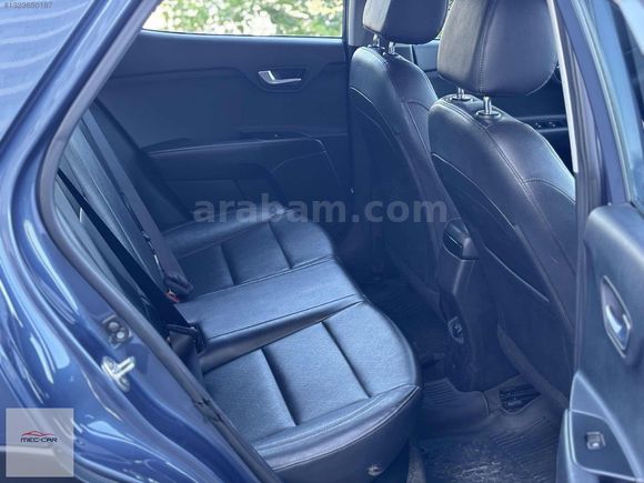 2020 KİA STONİC HATASIZ ELEGANCE DESİGN ÇİFT RENK DERİ KOLTUK
