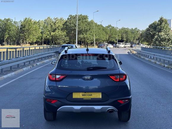 2020 KİA STONİC HATASIZ ELEGANCE DESİGN ÇİFT RENK DERİ KOLTUK