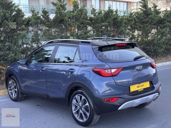 2020 KİA STONİC HATASIZ ELEGANCE DESİGN ÇİFT RENK DERİ KOLTUK
