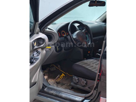Sahibinden Hyundai Santa Fe 2.7 2004 Model 
