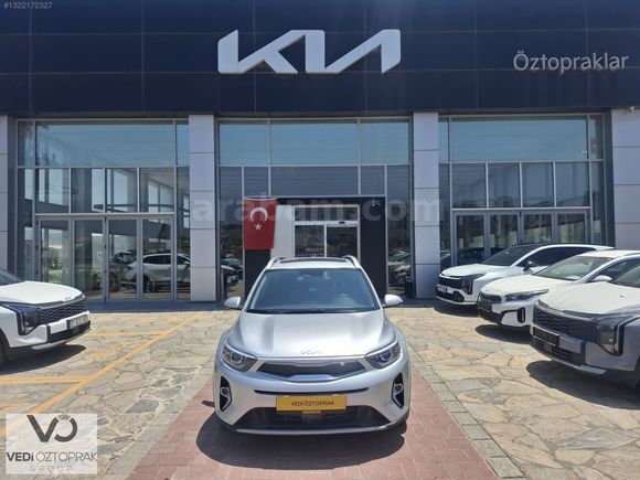 KİA ÖZTOPRAKLARDAN BOYASIZ 2024 STONİC 1.0 ELEGANCE PLUS