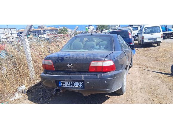 Sahibinden Acil Satilik Ağir Hasarli Opel Omega 2.5 Elegance 2000 Model.Motor yeni.