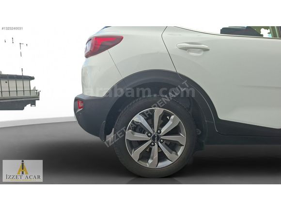 İZZET ACAR RENAULT DAN 2022 KIA STONIC 1.4 MPI ELEGANCE SUNROOF