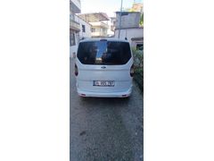 Sahibinden Ford Tourneo Courier 1.5 TDCi Trend 2015 Model  236.000 km Beyaz
