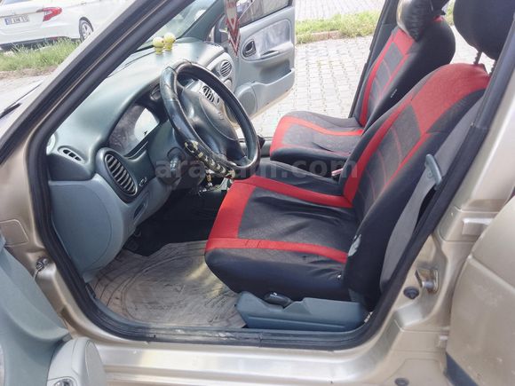 Sahibinden Renault Megane 2.0 RXE 1999 Model